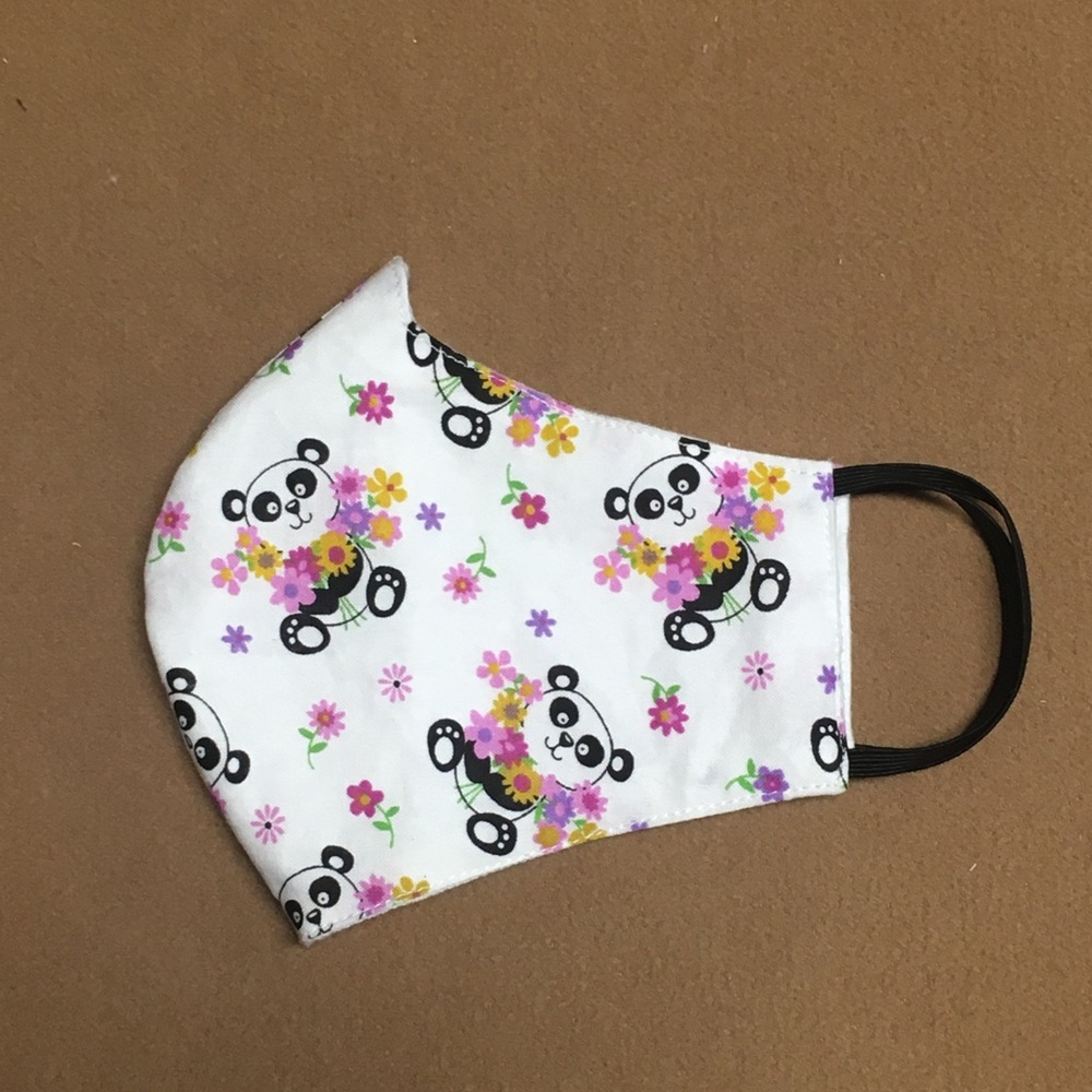 Pandas, so adorable! Kids’ face mask - Picture 3 of 6